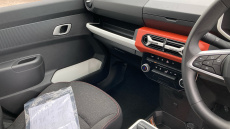 Dacia Spring 27kWh Expression 65 48kW 5dr Auto Electric Hatchback